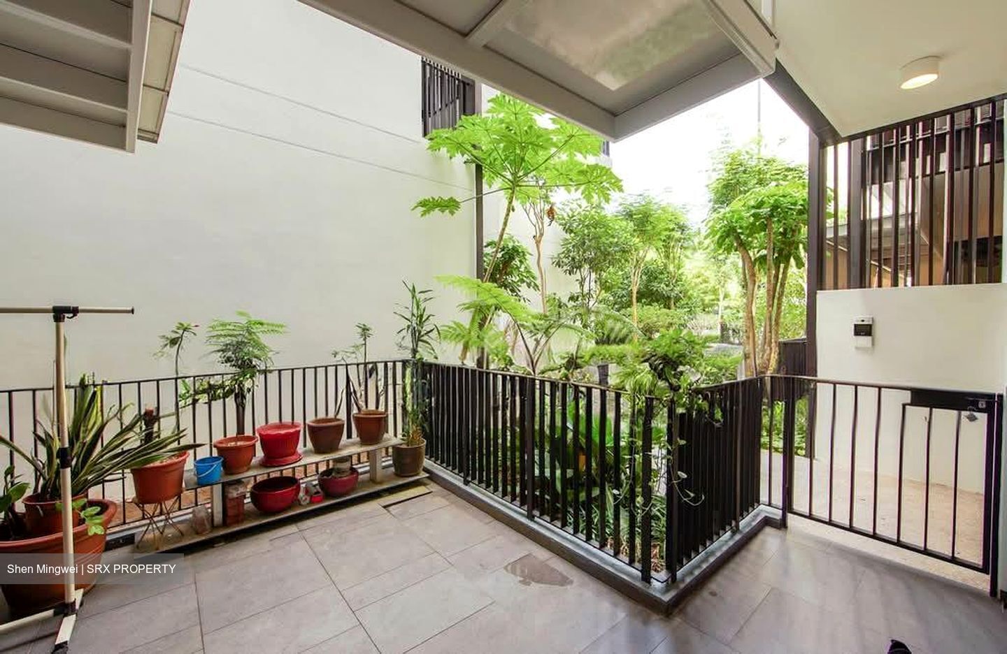 Village @ Pasir Panjang (D5), Condominium #565969611